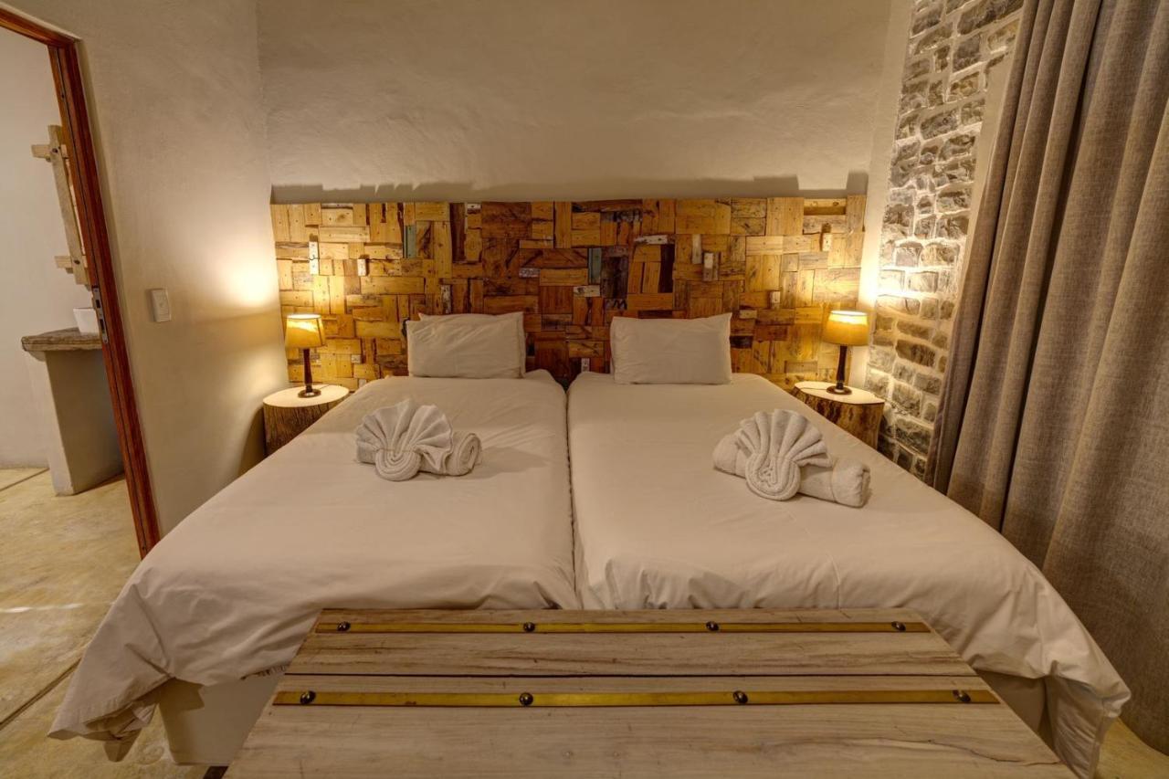 Hotel Neuras Wine And Wildlife Estate à Namib-Naukluft National Park Extérieur photo